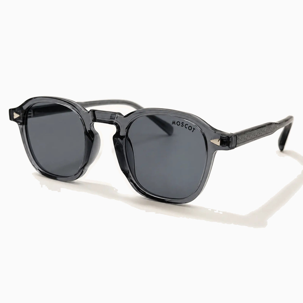 MOSCOT ARTHUR SUN — Smoke Grey / Smoke close view