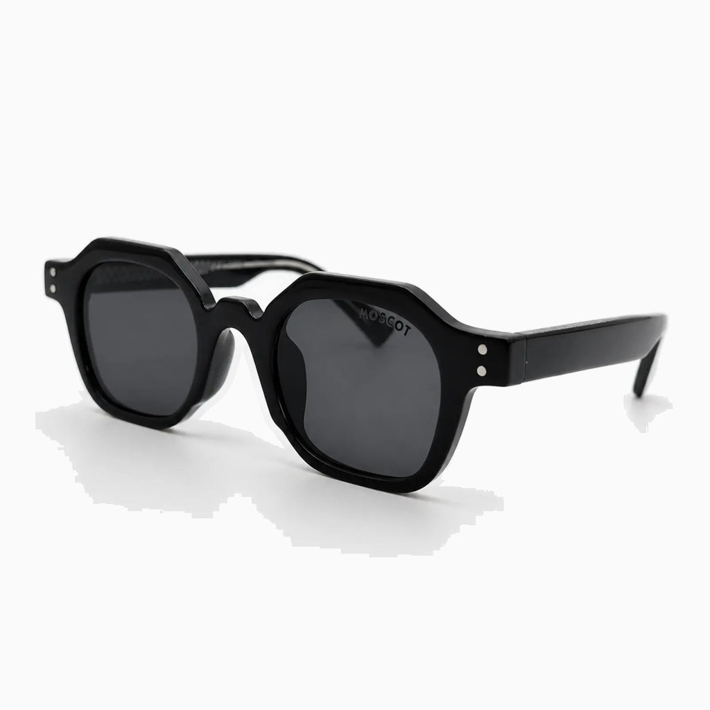 MOSCOT BAITSIM SUN — Black / Smoke close view
