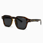 MOSCOT MOMZA SUN — Dark Havana / Smoke close view