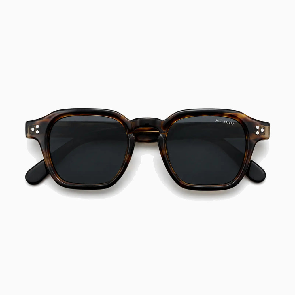 MOSCOT MOMZA SUN — Dark Havana / Smoke close view